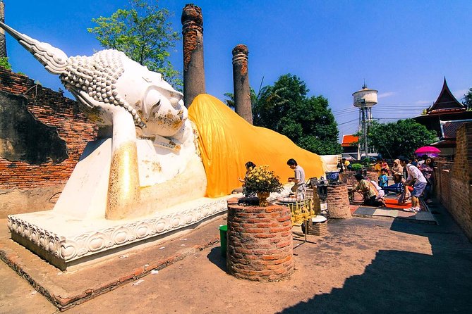 Private Tour: Ayutthaya Temples, Ruins and Lunch on River Cruise - Stop 2: Wat Ratchaburana’s Khmer-style pagoda and the lost treasures