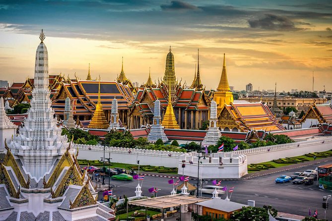Private Tour: Grand Palace & Emerald Buddha Temple Experience - Price and what’s actually included