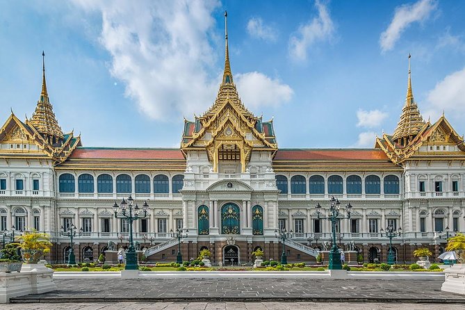 Private Tour Guide in Bangkok for a Day - Wat Pho (Reclining Buddha): The stop you understand more after a guide