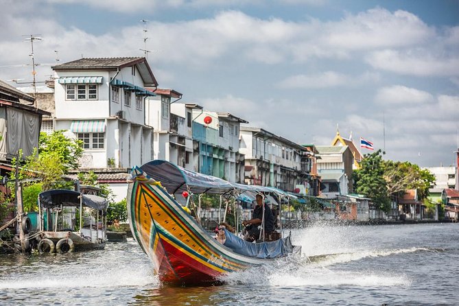 Private Tour: Half-day Grand Palace and Wat Arun by Boat - Wat Phra Kaew and the Emerald Buddha: what you see (and why it matters)