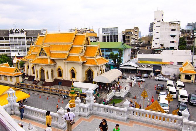 Private Tour: Highlights of Bangkok in Half a Day - Private logistics that actually make a difference in temples
