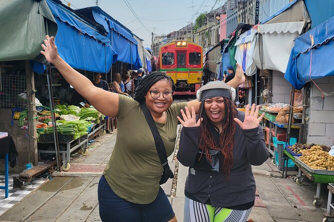 Private Tour to Maeklong Railway Market and Floating Market - Guide matters more than you think