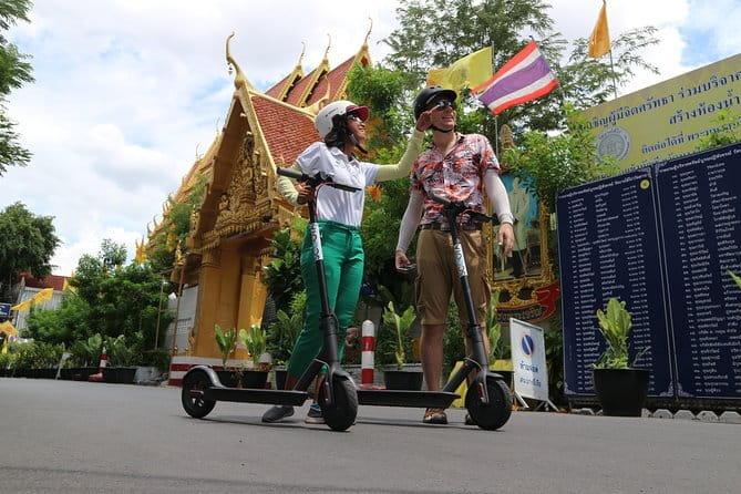 Private Tour to Pho Temple, Arun Temple and Canal Tour - Wat Pho and the Traditional Massage School: the Reclining Buddha without the rush