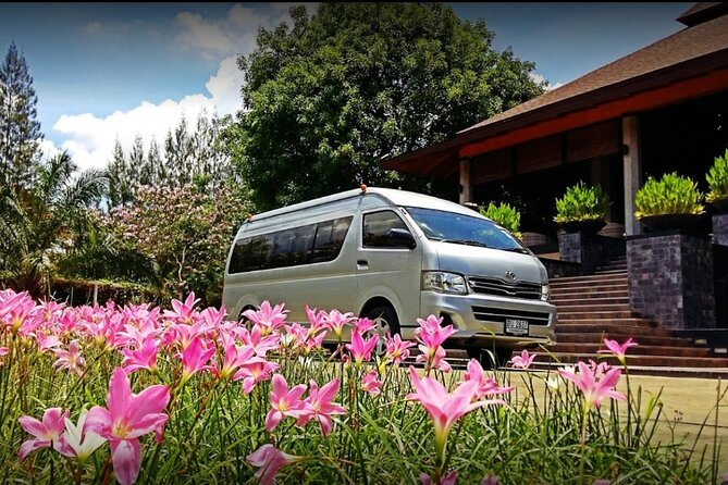 Private Transfer from Hotel to Bangkok Airport incl. tollway - Private Bangkok airport transfer: the taxi hassle you can skip