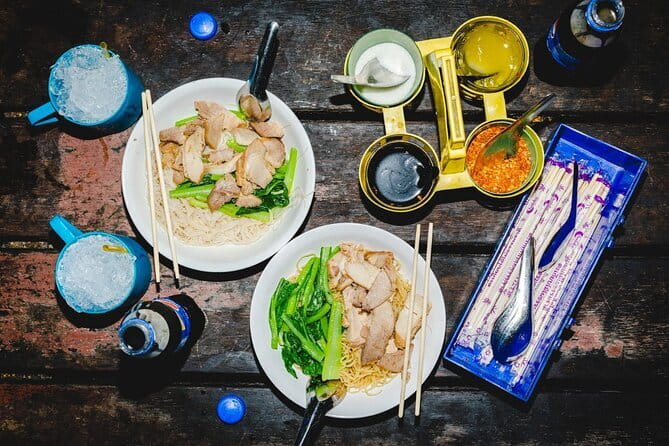 Rest And Relax Massage - Traditional Thai Massage In Bangkok / Sukhumvit - The Therapist Dynamic: Communication and Comfort