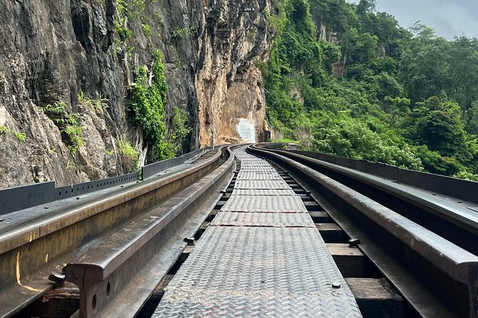 River kwai & Kanchanaburi Day Tour From Bangkok - Food and Snacking: The One Missing Piece