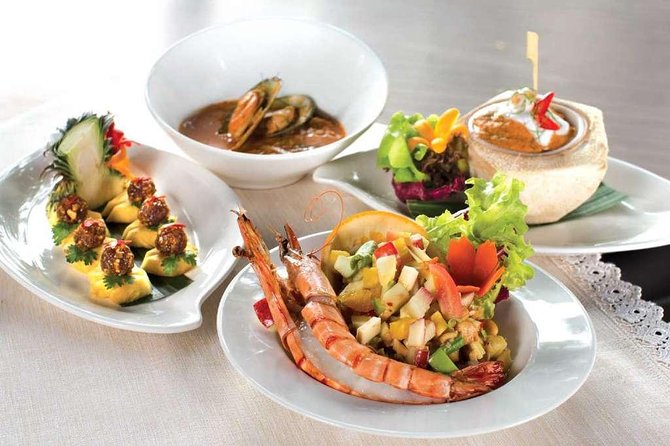 Shangri-La Hotel's Salathip Thai Restaurant Experience - What you’re really buying at Salathip (and why it’s good value)