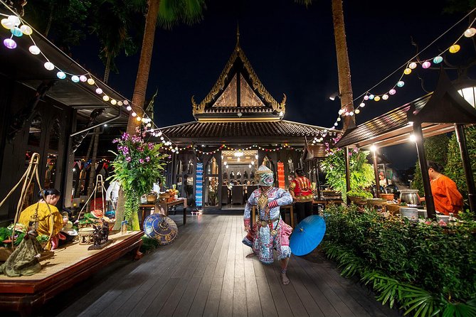 Shangri-La Hotel's Salathip Thai Restaurant Experience - Getting there: go independent or plan extra time