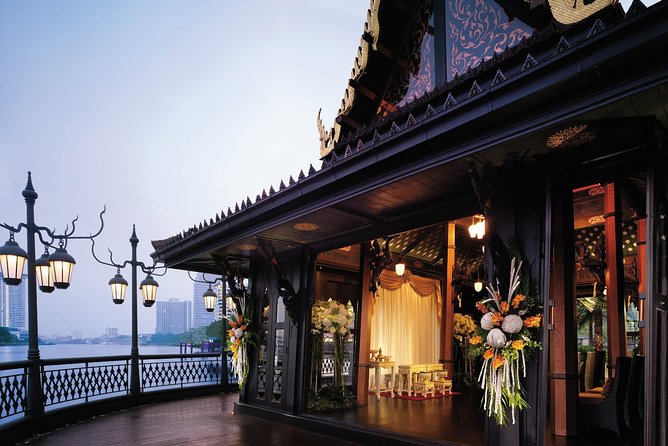 Shangri-La Hotel's Salathip Thai Restaurant Experience - Tips to make your evening smoother (and more enjoyable)