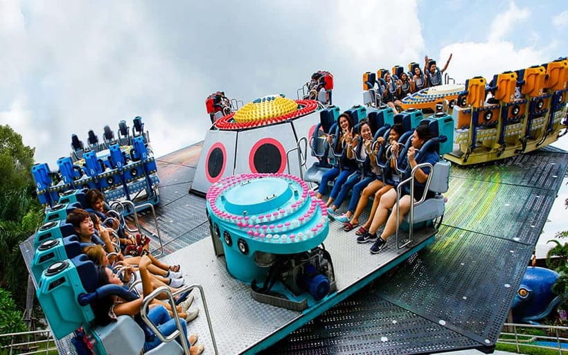 Siam Amazing Park Entry Ticket with Buffet Lunch (NON THAI) - Key highlights at a glance