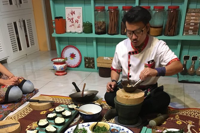 Silom Thai Cooking Experience with Market Visit - Five dishes, five lessons: tom yum, pad thai, green curry, phanaeng, mango sticky rice