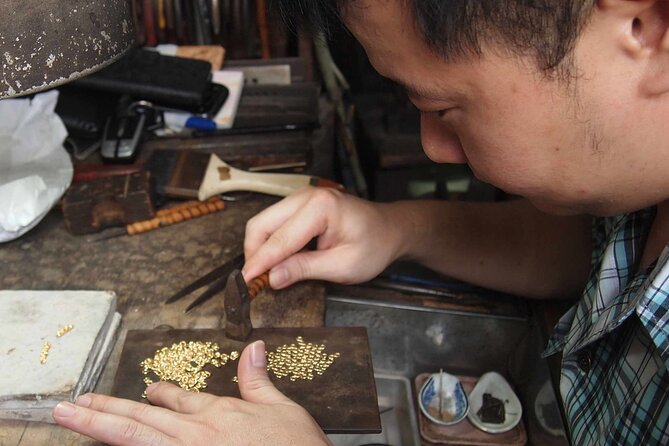 Small-Group: Unseen Bangkok's Chinatown Walking Tour - Price and value: $52.14 for food + admissions + a guide