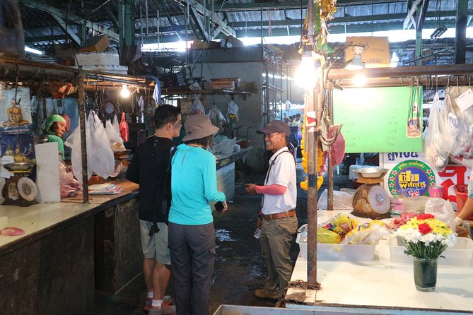 Take a E-Scooter Ride in Bangkok's Jungle - Floating market lunch: weekend vibes vs weekday comfort