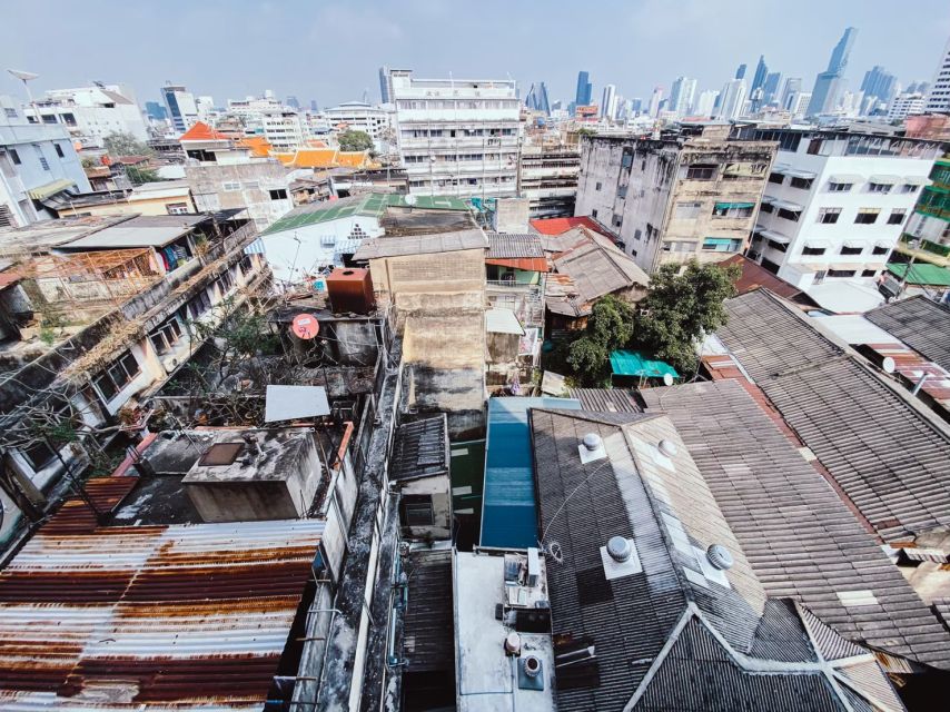 Talat Noi I A Journey Through Art and Culture l Bangkok - Wat Pathum Khongkha Ratchaworawihan: Thai temple context and a special Buddha image