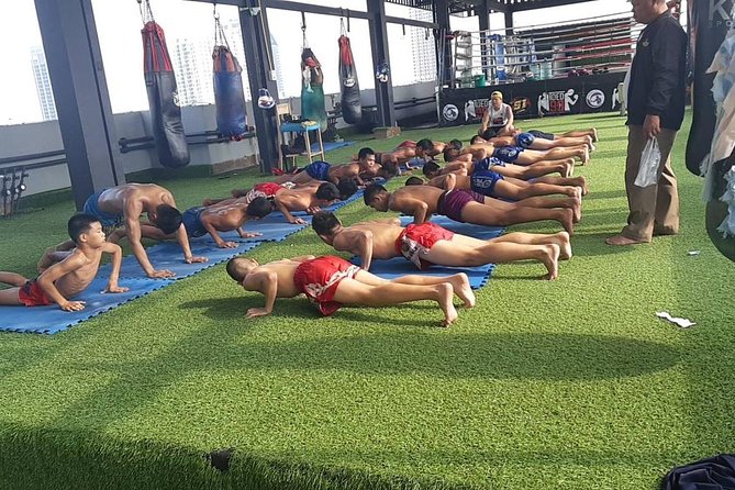 Thai Boxing Lesson, family and Kids Friendly - Timing in Bangkok: Afternoon or Evening?