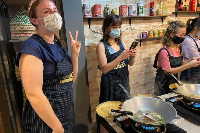 Thai cooking class experience in Bangkok with Tingly Thai cooking school - How instruction works: English support, hands-on cooking, and real techniques