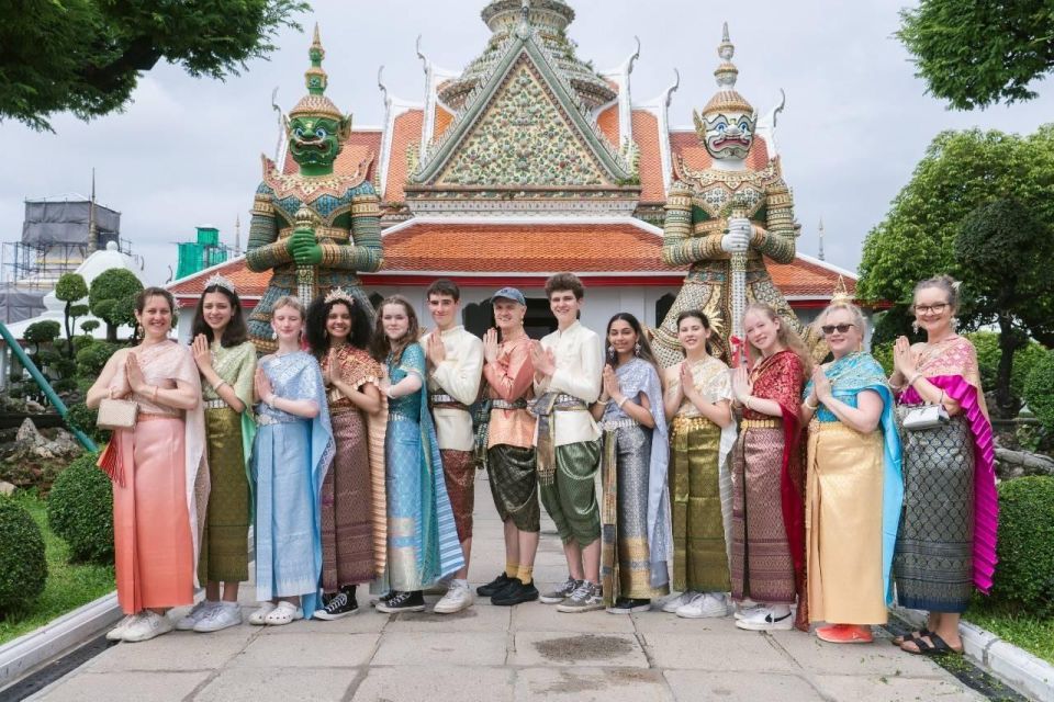 Thai Costume Rental - Meeting Point Tips When GPS Gets Off Track