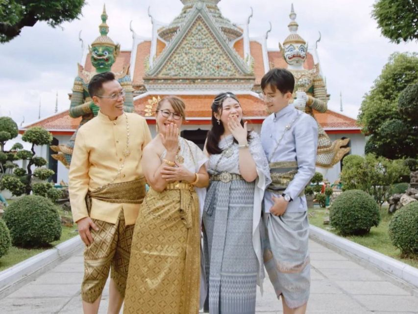 Thai Costume Rental - Costumes For Women And Men: Picking Your Look