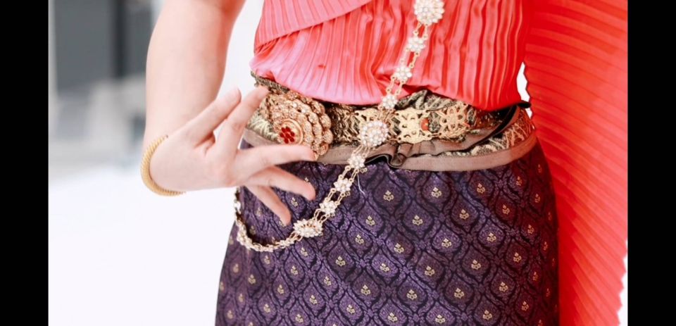 Thai Dance Class - The history briefing that makes the dance click