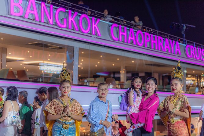The Newest Luxury 5 Star Bangkok Chaophraya Dinner Cruise - Getting There: Asiatique The Riverfront at 8:00 pm