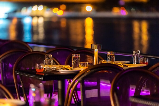 The Newest Luxury 5 Star Bangkok Chaophraya Dinner Cruise - Dinner and Drinks: What You Get for the Price