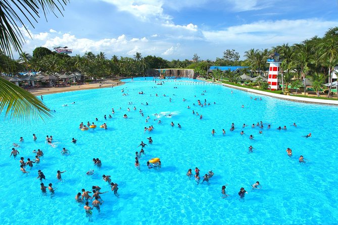 Thrilling Rides & Free Buffet at Siam Amazing Park, Bangkok - The water park side: fun splash time, plus real-world caution