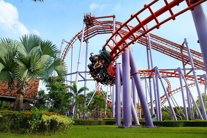 Thrilling Rides & Free Buffet at Siam Amazing Park, Bangkok - Buffet lunch included: the budget-friendly midday reset