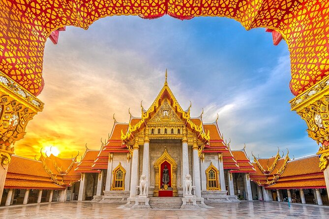 Top 3 Bangkok Temples: Multilingual Private Tour [EN,ES,DE,IT,FR] - Wat Benchamabophit: The Marble Temple’s Photo-Friendly Clean Lines