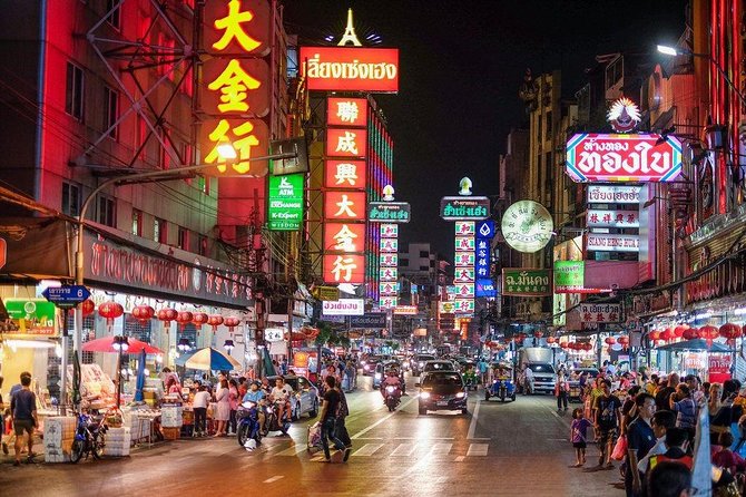 Top Highlight Bangkok Sights. Walking tour with Fun Local Guide! - Golden Mount (Wat Saket): the 320 steps that reward you
