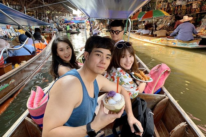 Train Market and Floating Market half day tour - The 07:00 pickup: why that early start matters