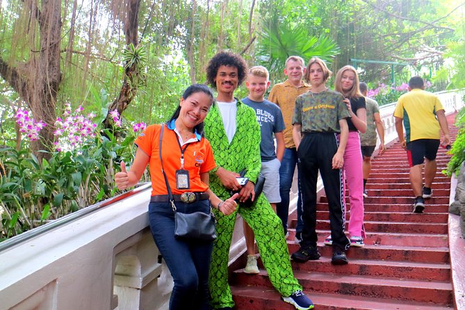 Tuk Tuk Bangkok Private Tour: WW2 Pad Thai, 360-Viewpoint, Chinatown (Pickup) - The guide makes the difference: Lin, Ice, and Luck on the route