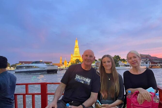 Tuk-tuk tour Bangkok by Night with Chinatown meal and hotel transfers - Sao Chingcha (Giant Swing): a photo stop with old-city energy