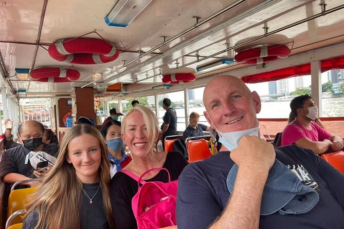 Tuk-tuk tour Bangkok by Night with Chinatown meal and hotel transfers - Guide quality: where the $65 actually turns into value