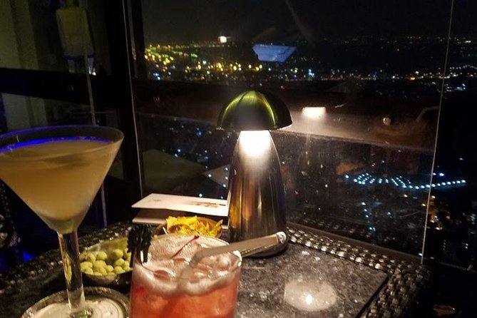 Vertigo TOO Sky Bar: Unlimited Drinks & Spectacular Views - Vertigo TOO Sky Bar: Why the 60th-Floor Setting Feels Different