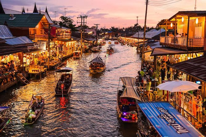 VIP Private Tour Damnoen Saduak+ Amphawa + Mae Klong Railway - The 9:00 AM start and how the day actually feels