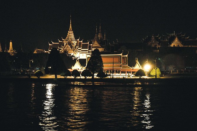Wonderful Pearl: Evening Dinner Cruise on Chao Phraya River - Grand Pearl on the Chao Phraya: what you’re really buying